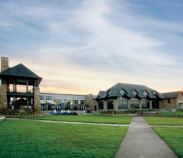 Stratus Winery